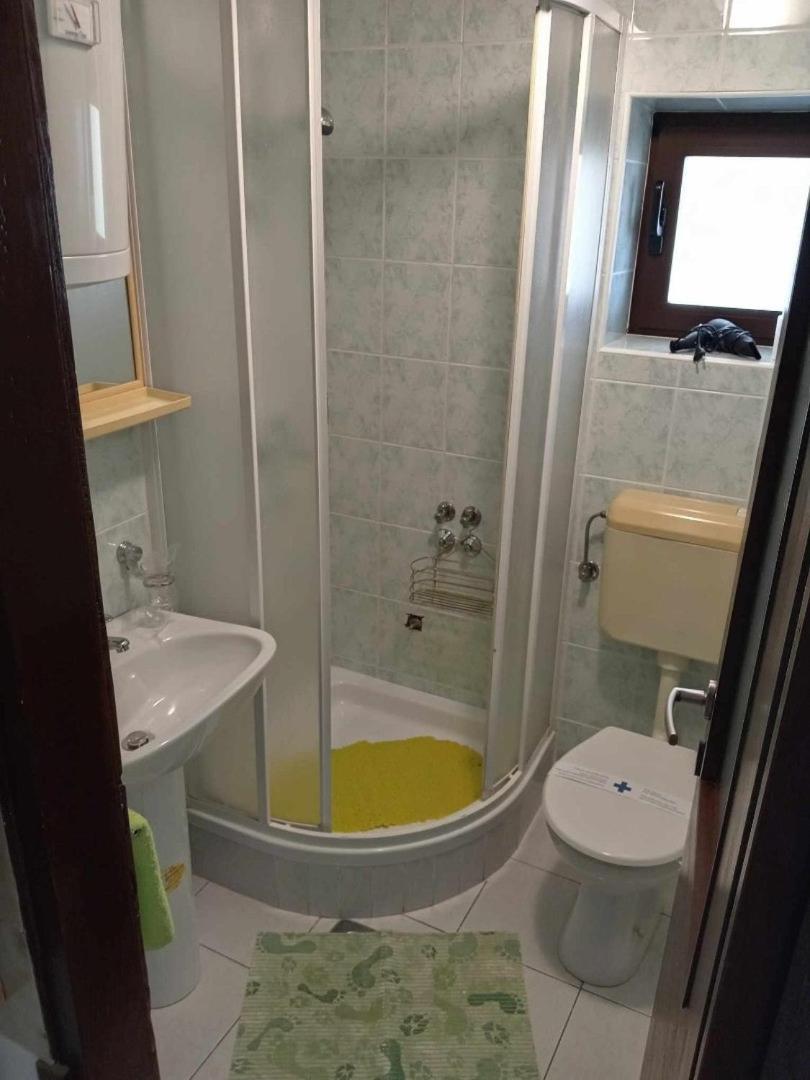 Apartments And Rooms By The Sea Martinscica, Cres - 23980 Ngoại thất bức ảnh
