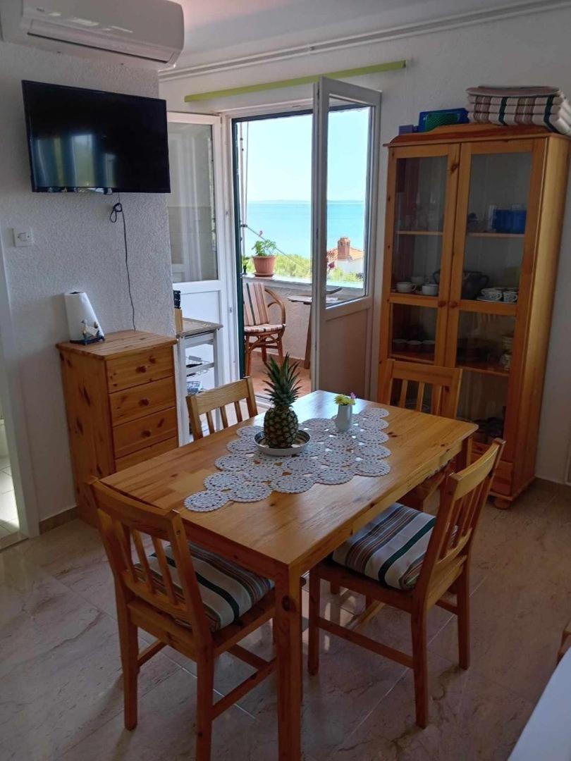 Apartments And Rooms By The Sea Martinscica, Cres - 23980 Ngoại thất bức ảnh